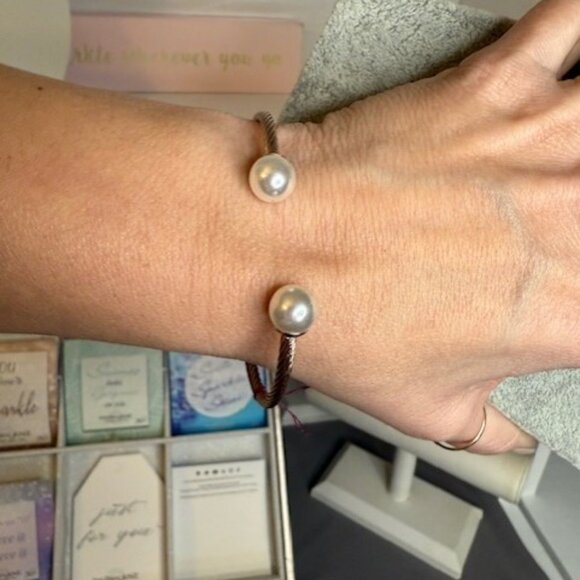 Park Lane "Jackie" Bracelet – Classic and Elegant Bangle - Picture 4 of 4